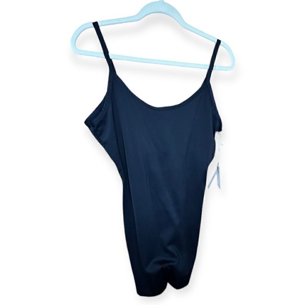 Good American black body suit size 5 or us size 2xl new with tags nylon/elastic/
